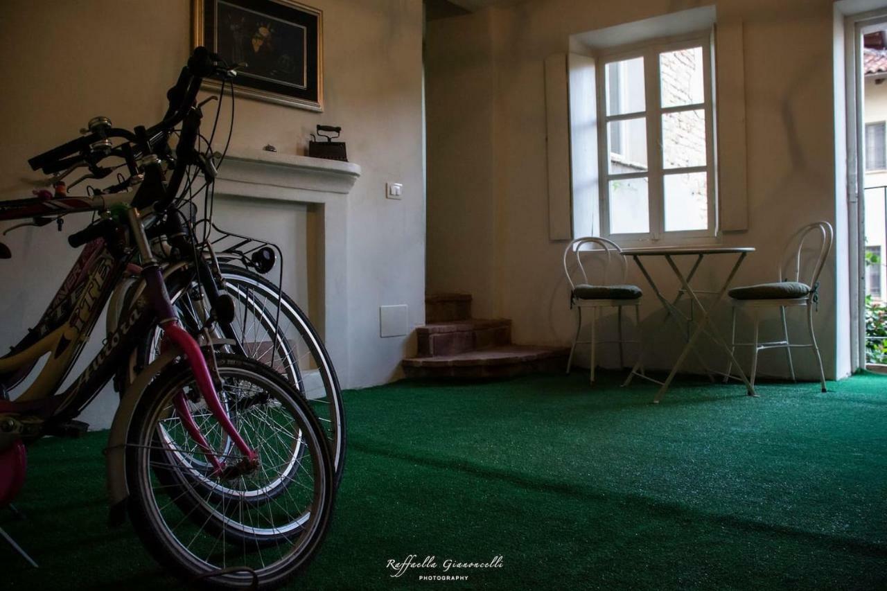 Lunesco Alloggio Divino, Chambre D'Amis Lu (Piedmont) Extérieur photo