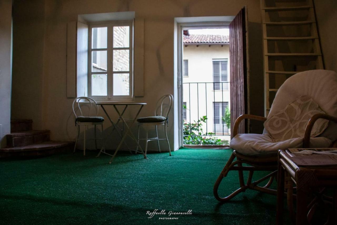 Lunesco Alloggio Divino, Chambre D'Amis Lu (Piedmont) Extérieur photo